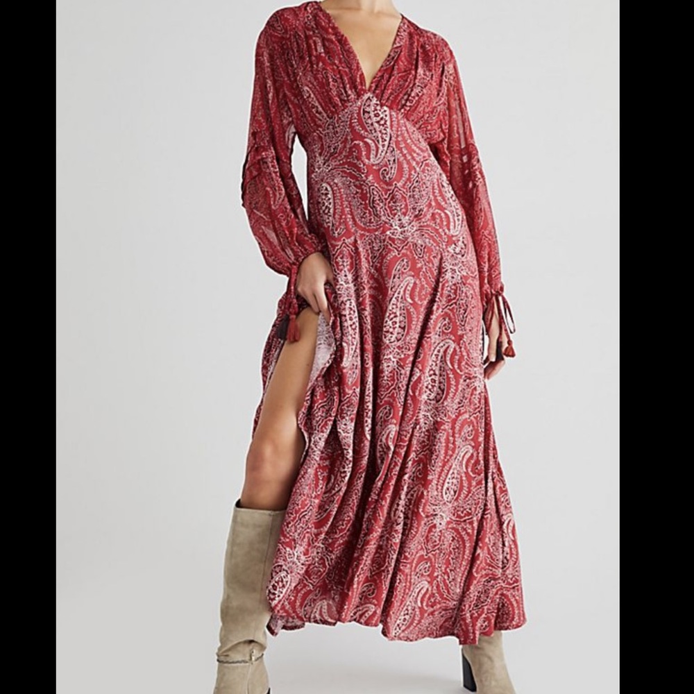 NWT Free People Mirage Bandana Print Maxi Dress Red Size 2 Z541